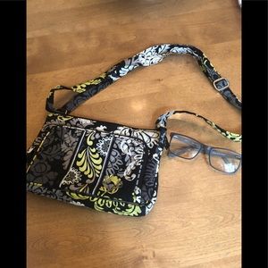 Vera Bradley bag. No stains or rips.